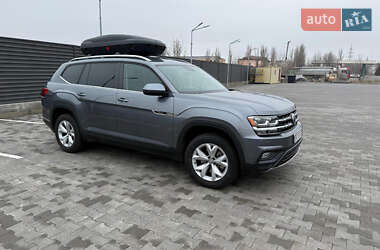 Позашляховик / Кросовер Volkswagen Atlas 2018 в 