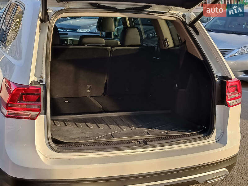 Внедорожник / Кроссовер Volkswagen Atlas 2017 в Харькове