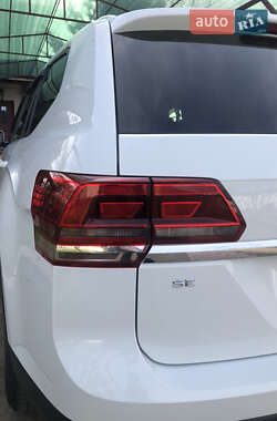 Внедорожник / Кроссовер Volkswagen Atlas 2018 в 