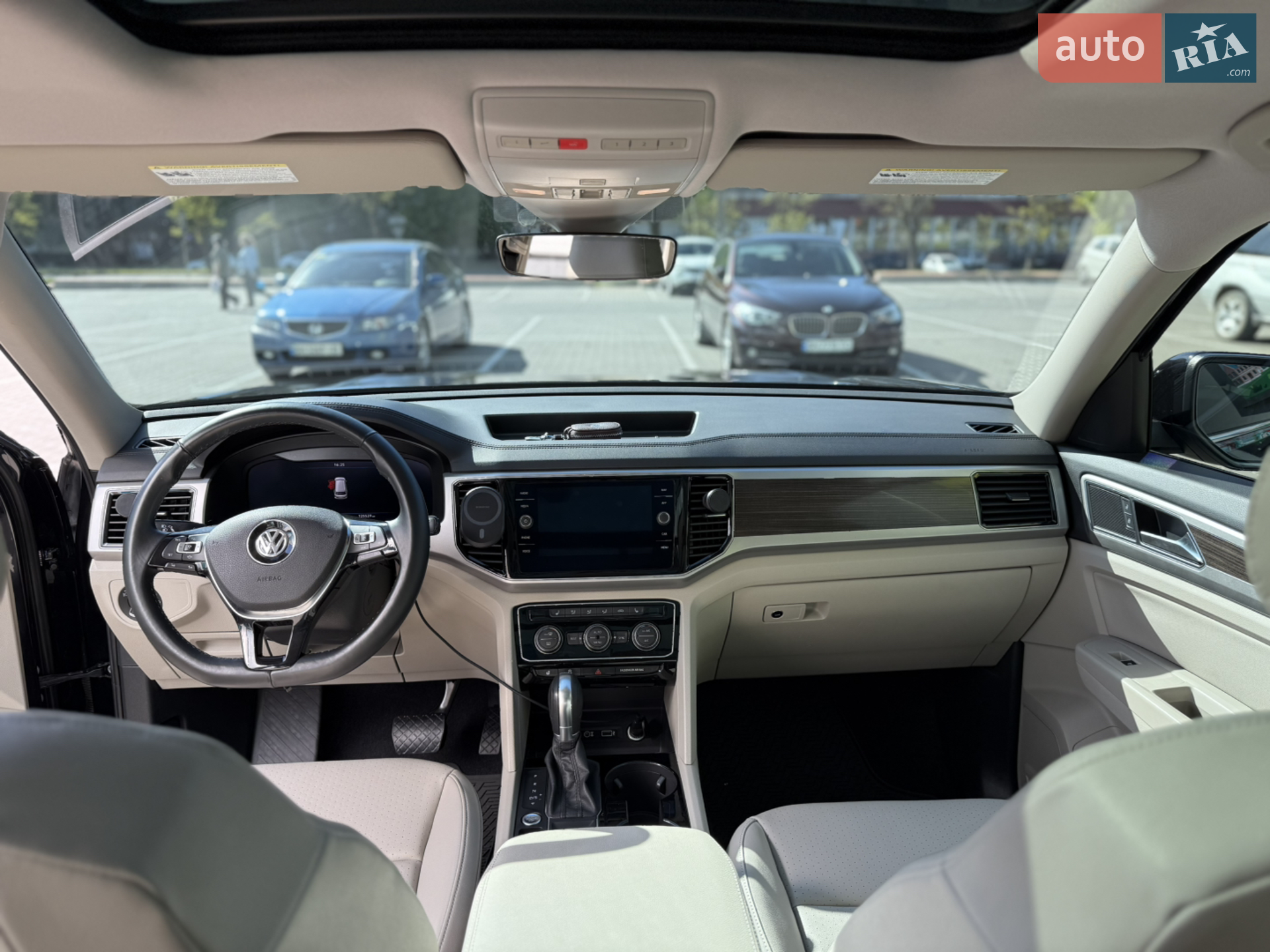 2018 Volkswagen Atlas - мініатюра 16