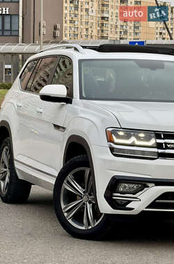 Внедорожник / Кроссовер Volkswagen Atlas 2019 в 