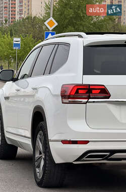 Внедорожник / Кроссовер Volkswagen Atlas 2019 в 