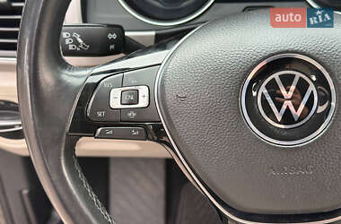 Внедорожник / Кроссовер Volkswagen Atlas 2019 в 