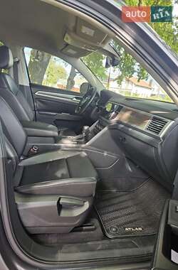 Внедорожник / Кроссовер Volkswagen Atlas 2018 в 