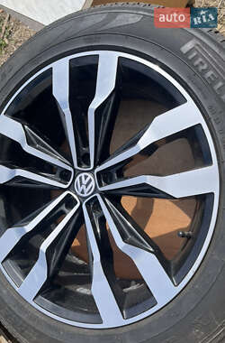Внедорожник / Кроссовер Volkswagen Atlas 2019 в 