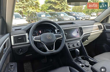 Внедорожник / Кроссовер Volkswagen Atlas 2021 в 