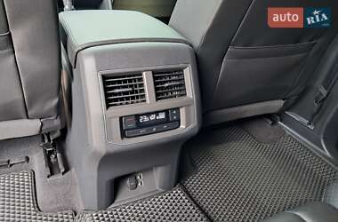 Внедорожник / Кроссовер Volkswagen Atlas 2019 в 