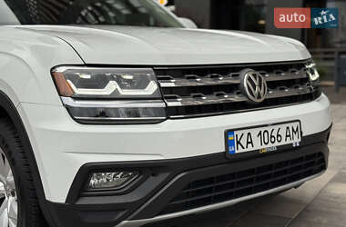 Позашляховик / Кросовер Volkswagen Atlas 2018 в 