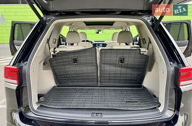 Внедорожник / Кроссовер Volkswagen Atlas 2021 в 