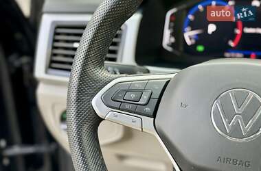 Внедорожник / Кроссовер Volkswagen Atlas 2021 в 