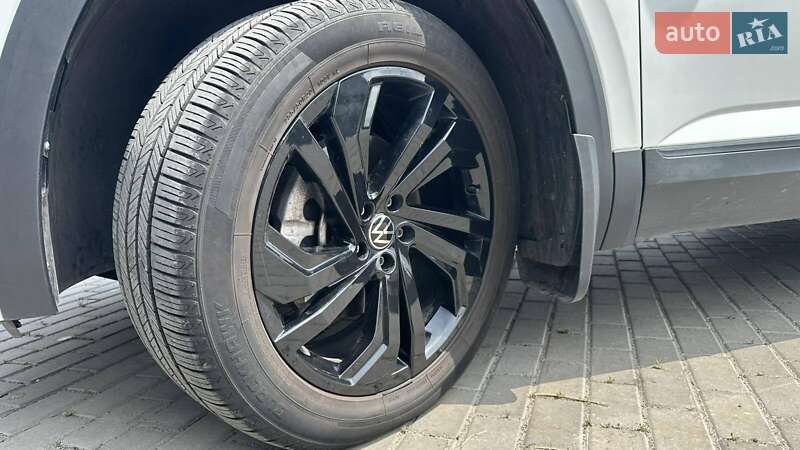 Позашляховик / Кросовер Volkswagen Atlas 2021 в Черкасах