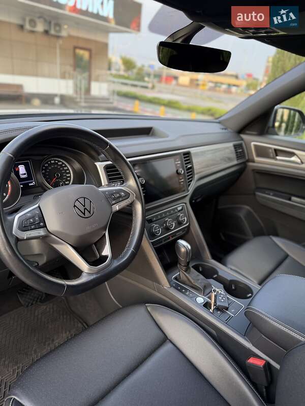 Внедорожник / Кроссовер Volkswagen Atlas 2020 в Киеве фото 10 Внедорожник / Кроссовер Volkswagen Atlas 2020 в Киеве