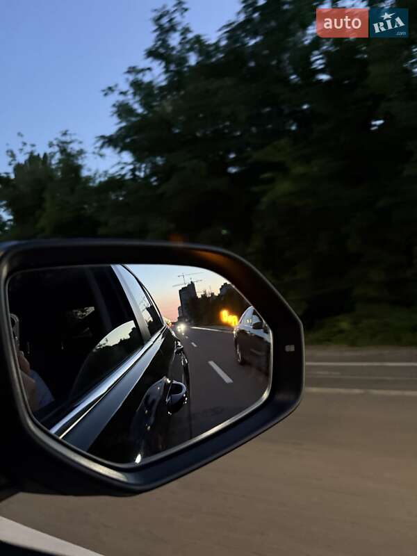 Внедорожник / Кроссовер Volkswagen Atlas 2018 в Вишневом