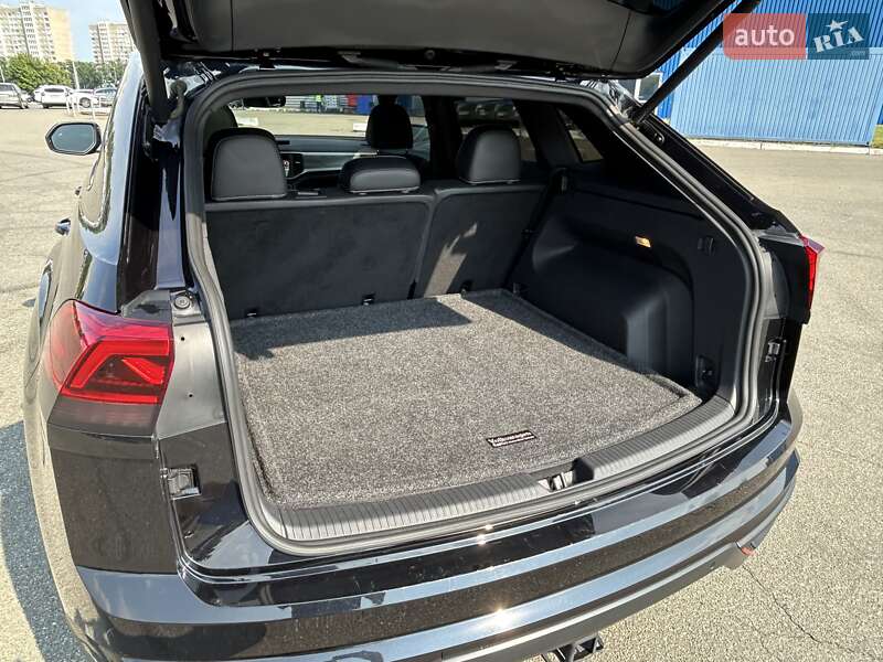 Внедорожник / Кроссовер Volkswagen Atlas 2021 в Киеве фото 20 Внедорожник / Кроссовер Volkswagen Atlas 2021 в Киеве