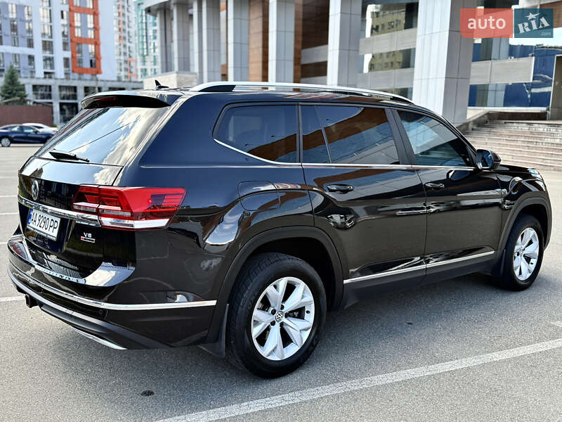 Внедорожник / Кроссовер Volkswagen Atlas 2017 в Киеве