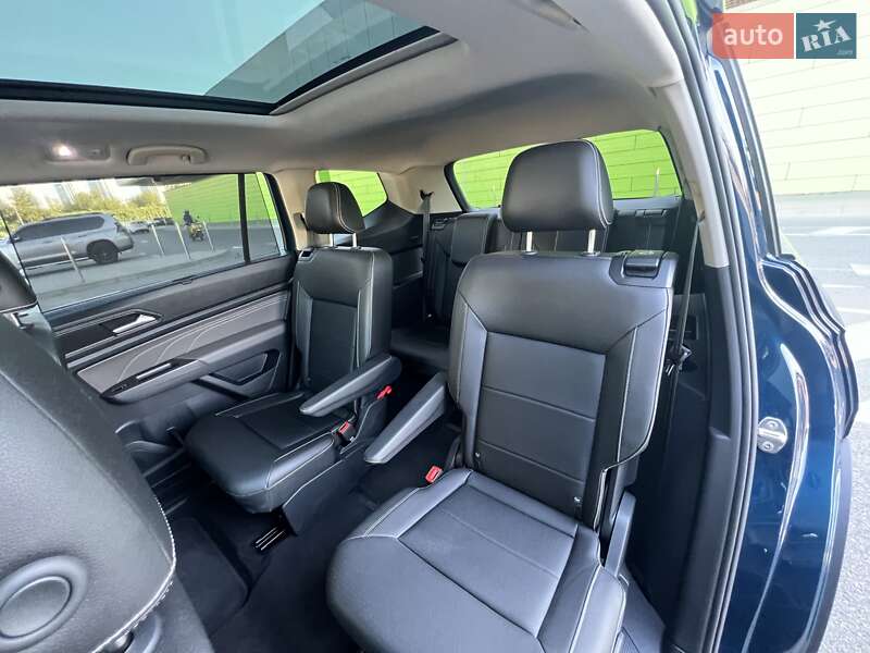 Внедорожник / Кроссовер Volkswagen Atlas 2023 в Киеве