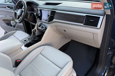 Внедорожник / Кроссовер Volkswagen Atlas 2022 в 