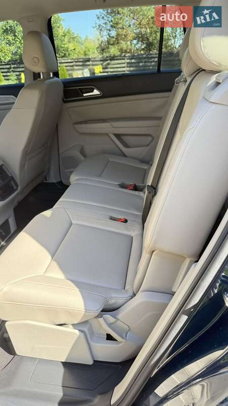 Позашляховик / Кросовер Volkswagen Atlas 2017 в Бородянці