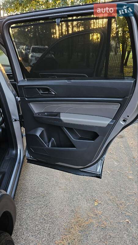 Внедорожник / Кроссовер Volkswagen Atlas 2022 в Киеве