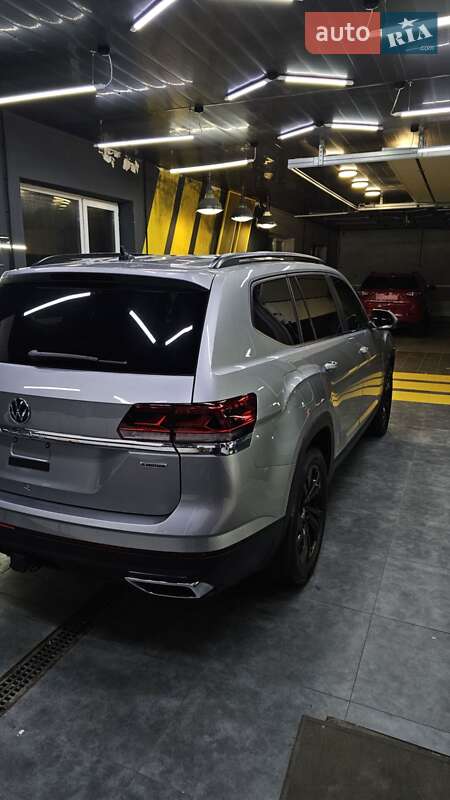 Внедорожник / Кроссовер Volkswagen Atlas 2022 в Киеве