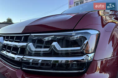 Позашляховик / Кросовер Volkswagen Atlas 2018 в 