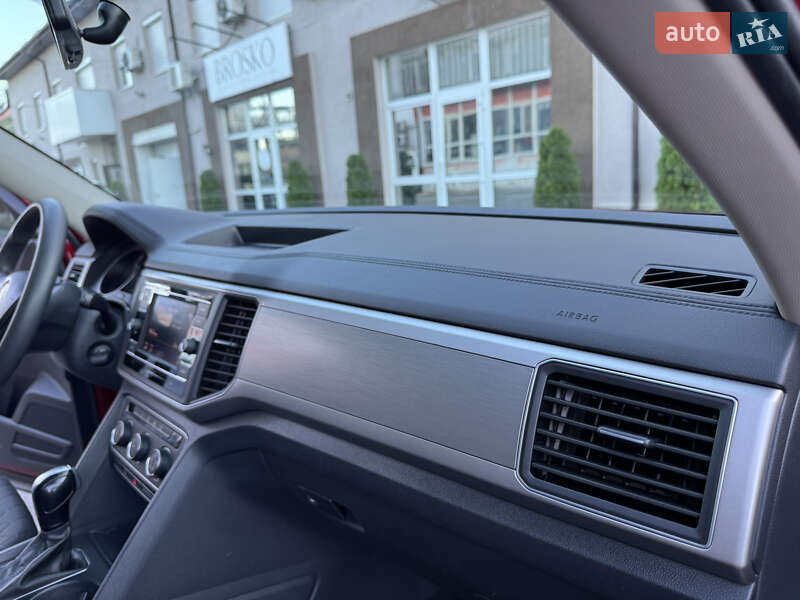 Внедорожник / Кроссовер Volkswagen Atlas 2018 в Владимире