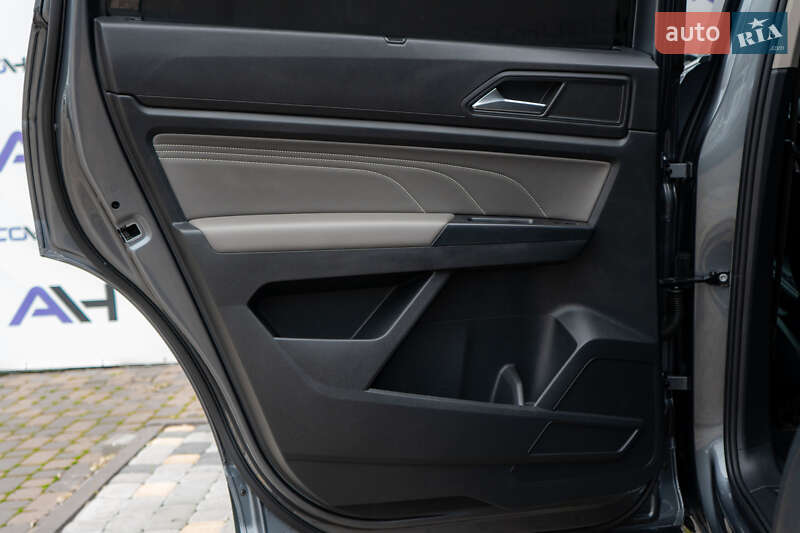 Позашляховик / Кросовер Volkswagen Atlas 2021 в Києві