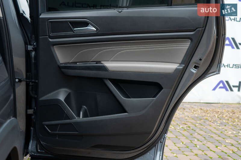 Позашляховик / Кросовер Volkswagen Atlas 2021 в Києві