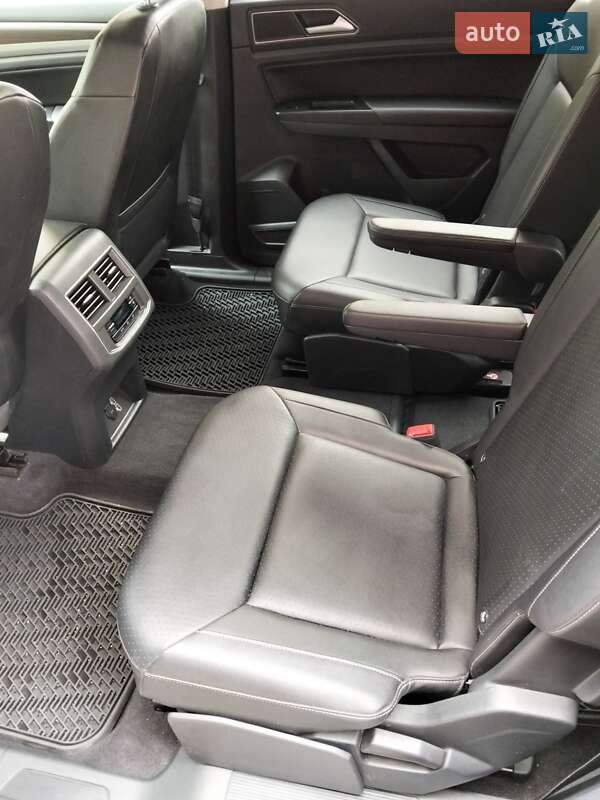 Внедорожник / Кроссовер Volkswagen Atlas 2019 в Ровно фото 13 Внедорожник / Кроссовер Volkswagen Atlas 2019 в Ровно