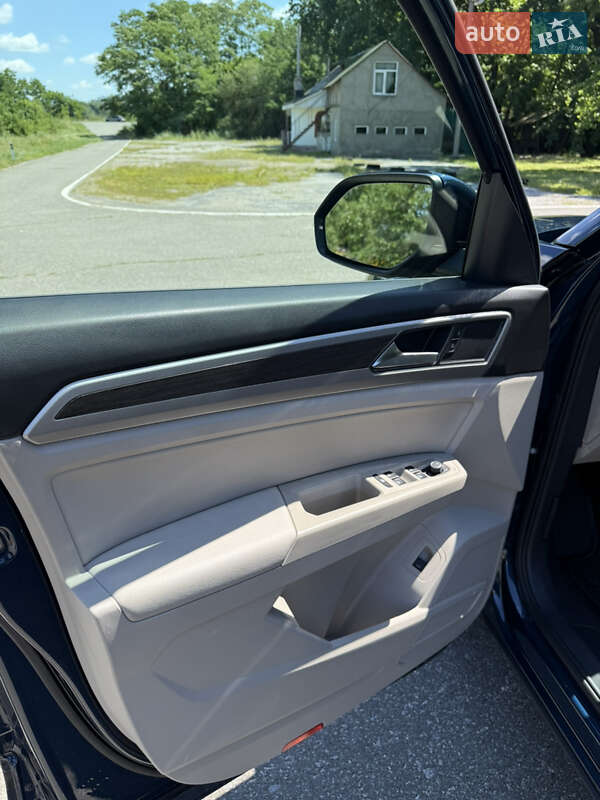 Позашляховик / Кросовер Volkswagen Atlas 2018 в Києві фото 19 Позашляховик / Кросовер Volkswagen Atlas 2018 в Києві