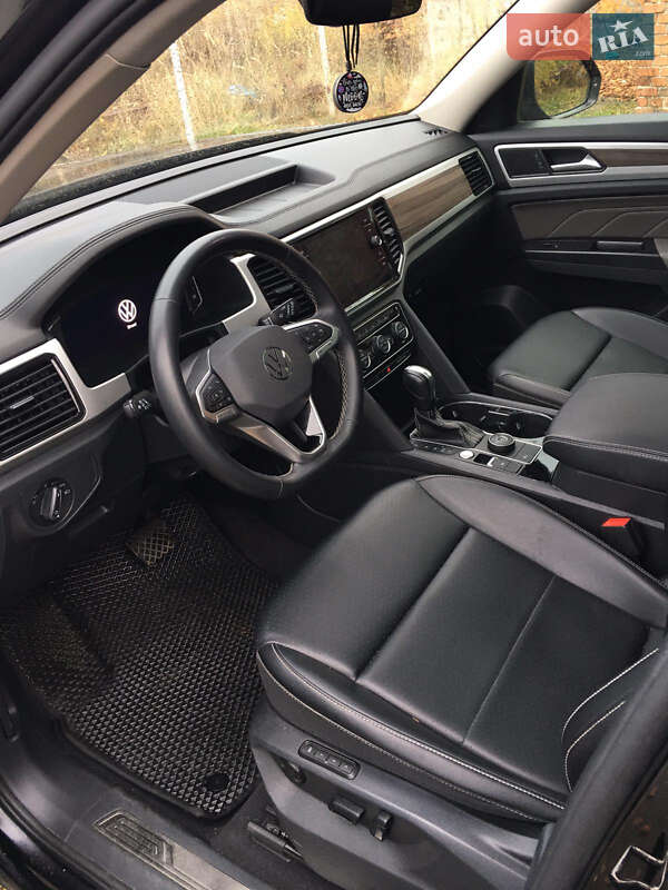 Позашляховик / Кросовер Volkswagen Atlas 2021 в Луцьку