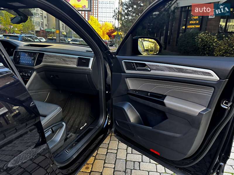 Внедорожник / Кроссовер Volkswagen Atlas 2020 в Киеве фото 9 Внедорожник / Кроссовер Volkswagen Atlas 2020 в Киеве