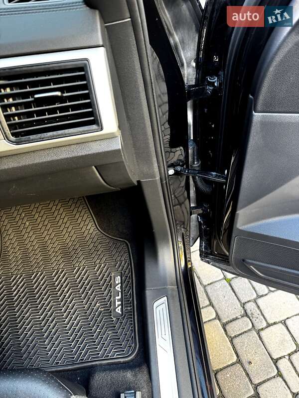 Внедорожник / Кроссовер Volkswagen Atlas 2020 в Киеве фото 49 Внедорожник / Кроссовер Volkswagen Atlas 2020 в Киеве