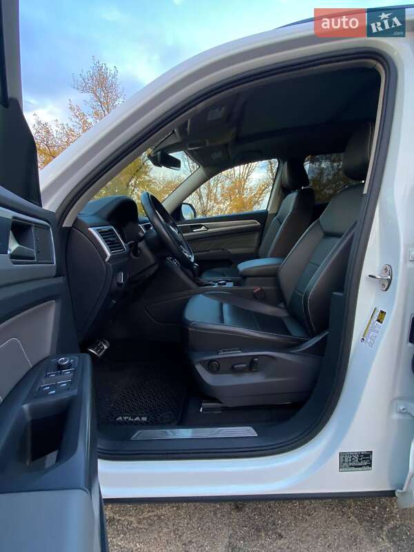 Внедорожник / Кроссовер Volkswagen Atlas 2022 в Днепре