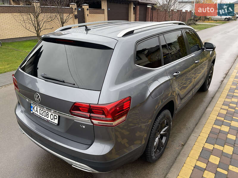 Внедорожник / Кроссовер Volkswagen Atlas 2017 в Киеве