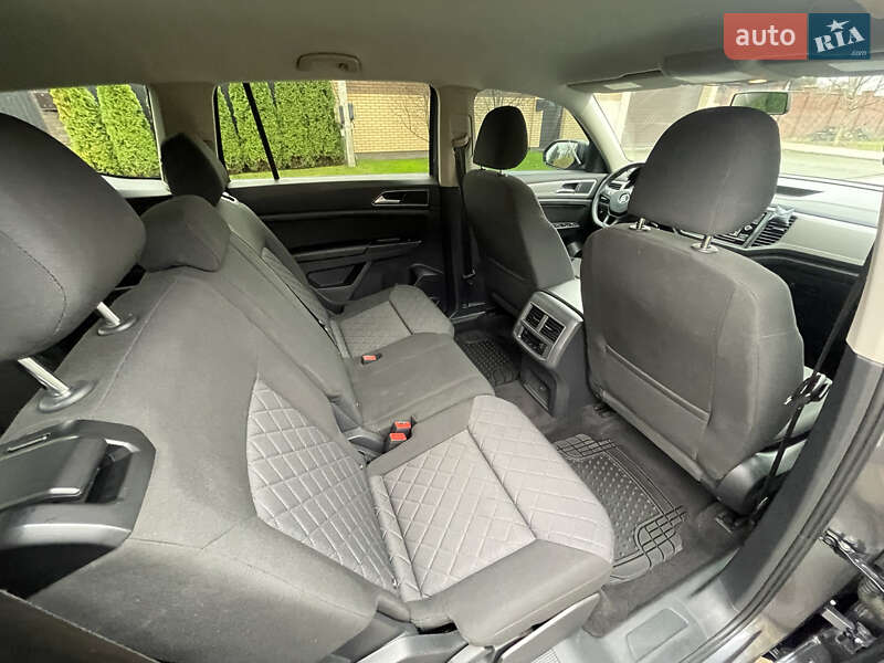 Внедорожник / Кроссовер Volkswagen Atlas 2017 в Киеве