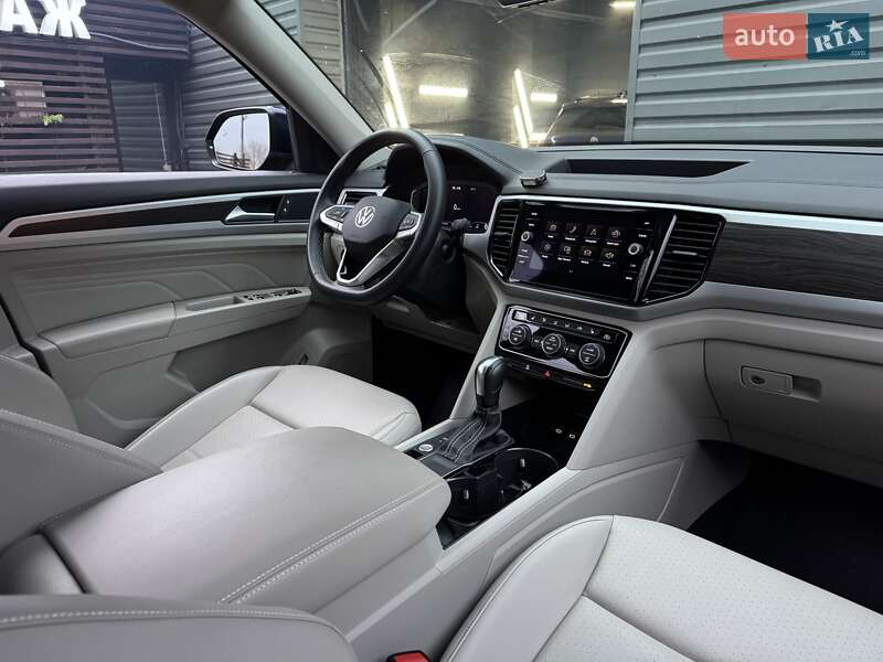 Позашляховик / Кросовер Volkswagen Atlas 2022 в Києві фото 14 Позашляховик / Кросовер Volkswagen Atlas 2022 в Києві