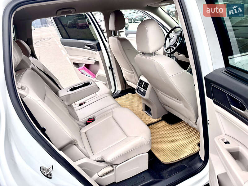 Внедорожник / Кроссовер Volkswagen Atlas 2018 в Киеве фото 17 Внедорожник / Кроссовер Volkswagen Atlas 2018 в Киеве