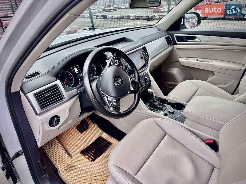 Внедорожник / Кроссовер Volkswagen Atlas 2018 в Киеве фото 26 Внедорожник / Кроссовер Volkswagen Atlas 2018 в Киеве