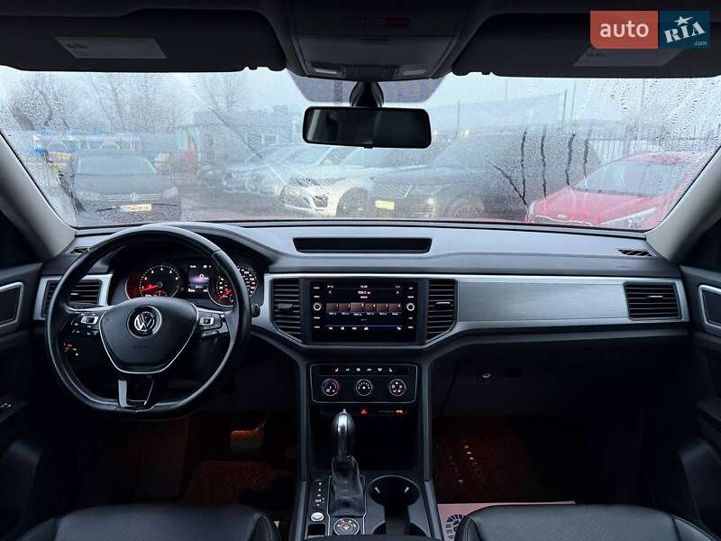 Внедорожник / Кроссовер Volkswagen Atlas 2017 в Киеве фото 11 Внедорожник / Кроссовер Volkswagen Atlas 2017 в Киеве