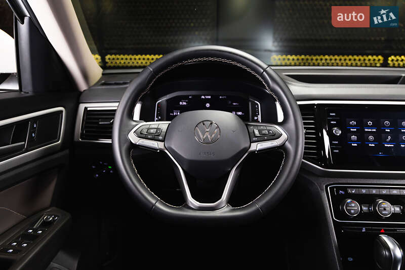 Внедорожник / Кроссовер Volkswagen Atlas 2022 в Луцке