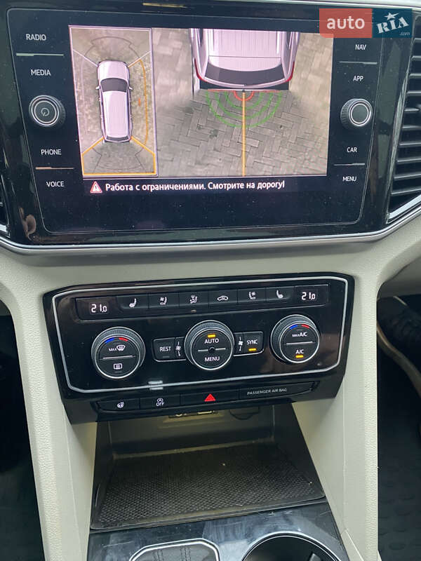 Позашляховик / Кросовер Volkswagen Atlas 2018 в Києві