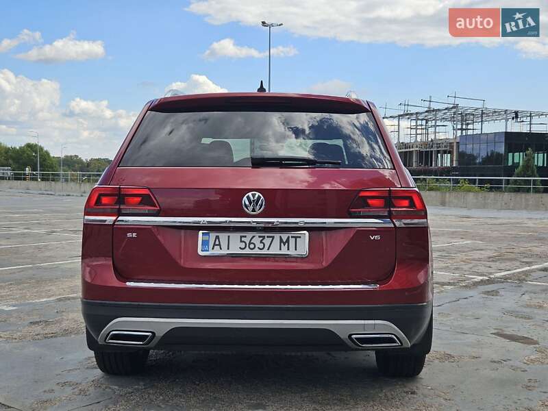 Позашляховик / Кросовер Volkswagen Atlas 2017 в Києві