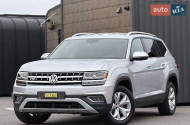 Внедорожник / Кроссовер Volkswagen Atlas 2017 в Киеве