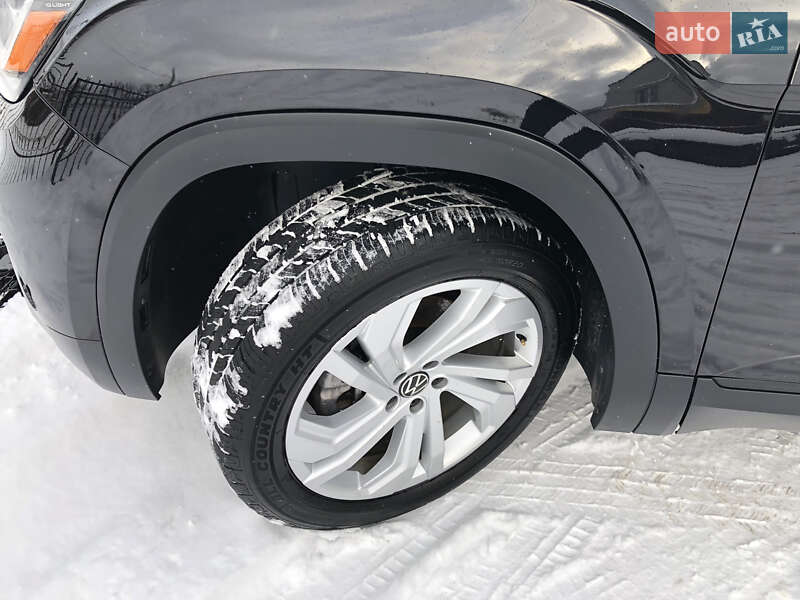 Позашляховик / Кросовер Volkswagen Atlas 2021 в Ірпені