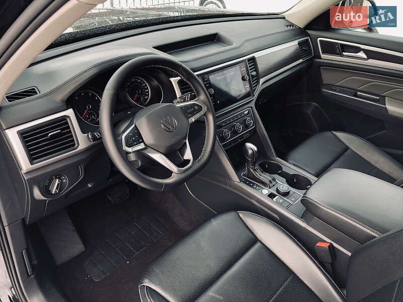 Позашляховик / Кросовер Volkswagen Atlas 2021 в Ірпені