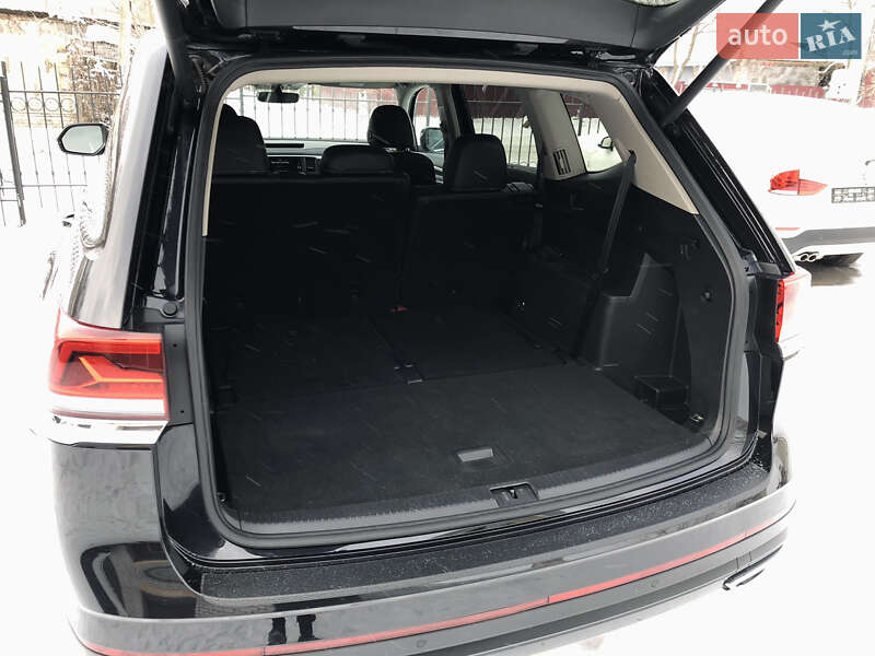 Позашляховик / Кросовер Volkswagen Atlas 2021 в Ірпені