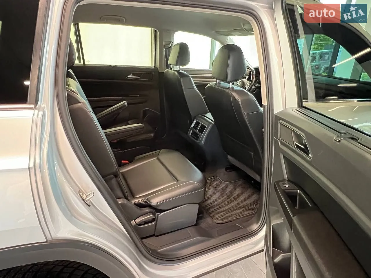 2019 Volkswagen Atlas - мініатюра 11