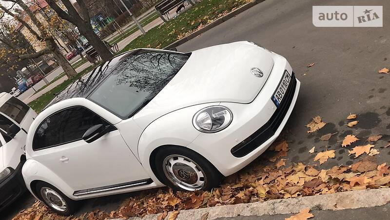 Хэтчбек Volkswagen Beetle 2015 в Виннице