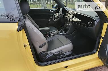 Хетчбек Volkswagen Beetle 2015 в 